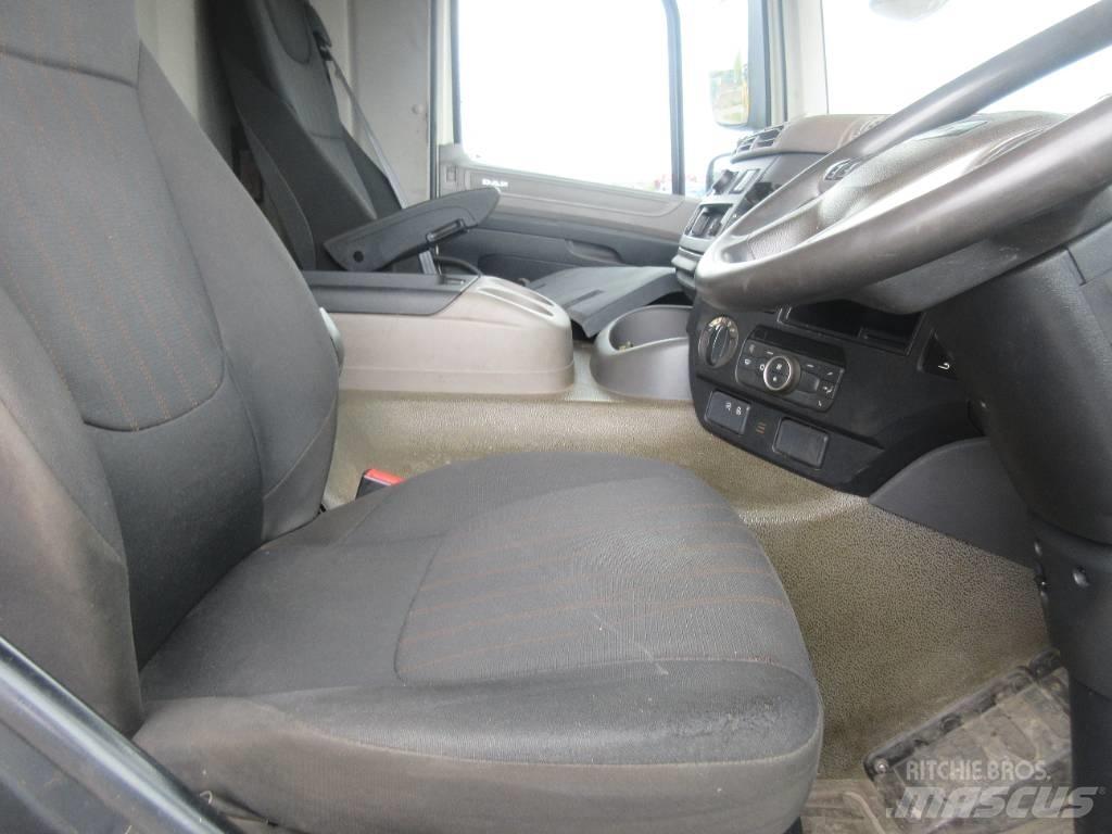 DAF CF450 Camiões de guincho/estrado