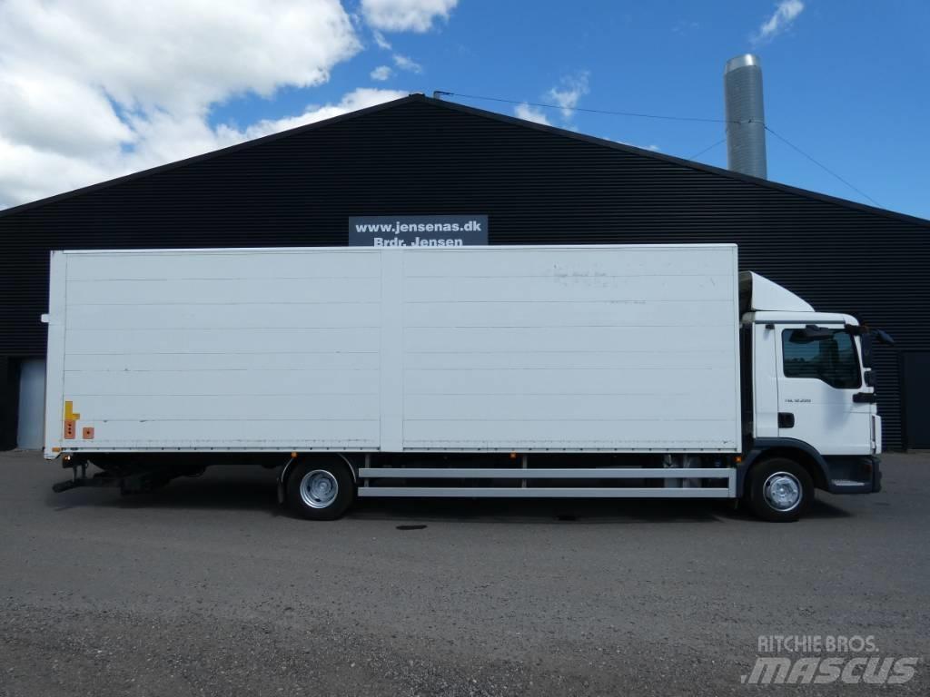 MAN TGL 12.220 Caminhões de caixa fechada
