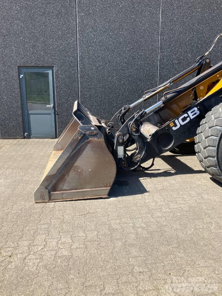 JCB 437 HT HL Carregadeiras de rodas
