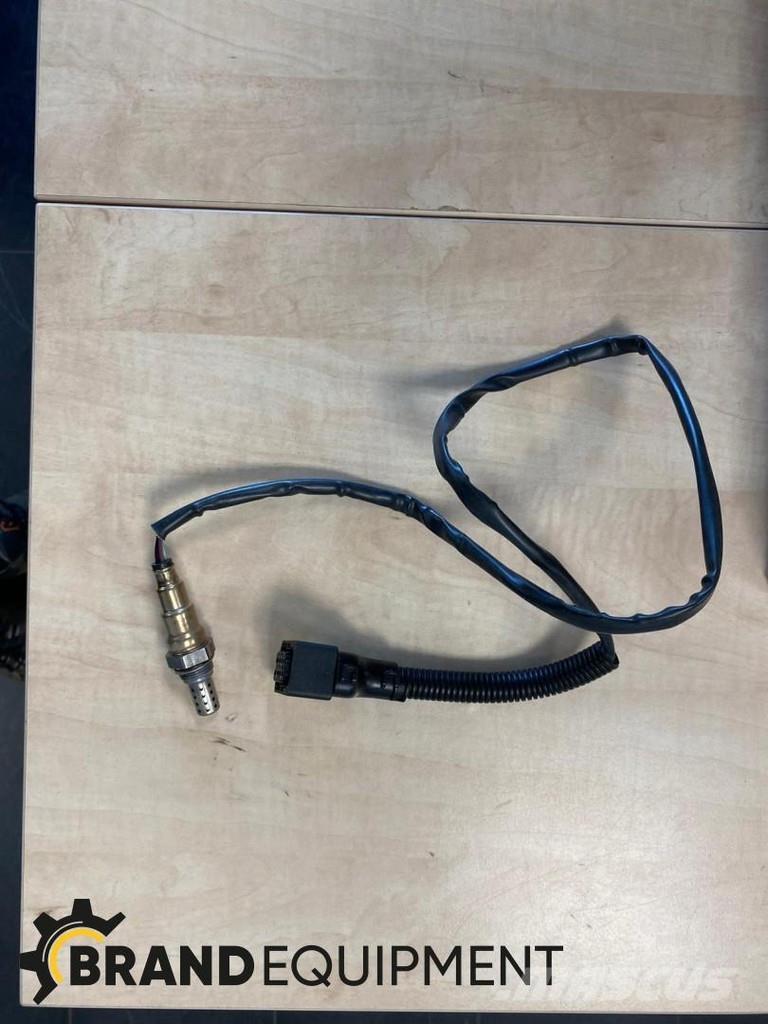 CAT - c4.4    421-7786 Electrónica