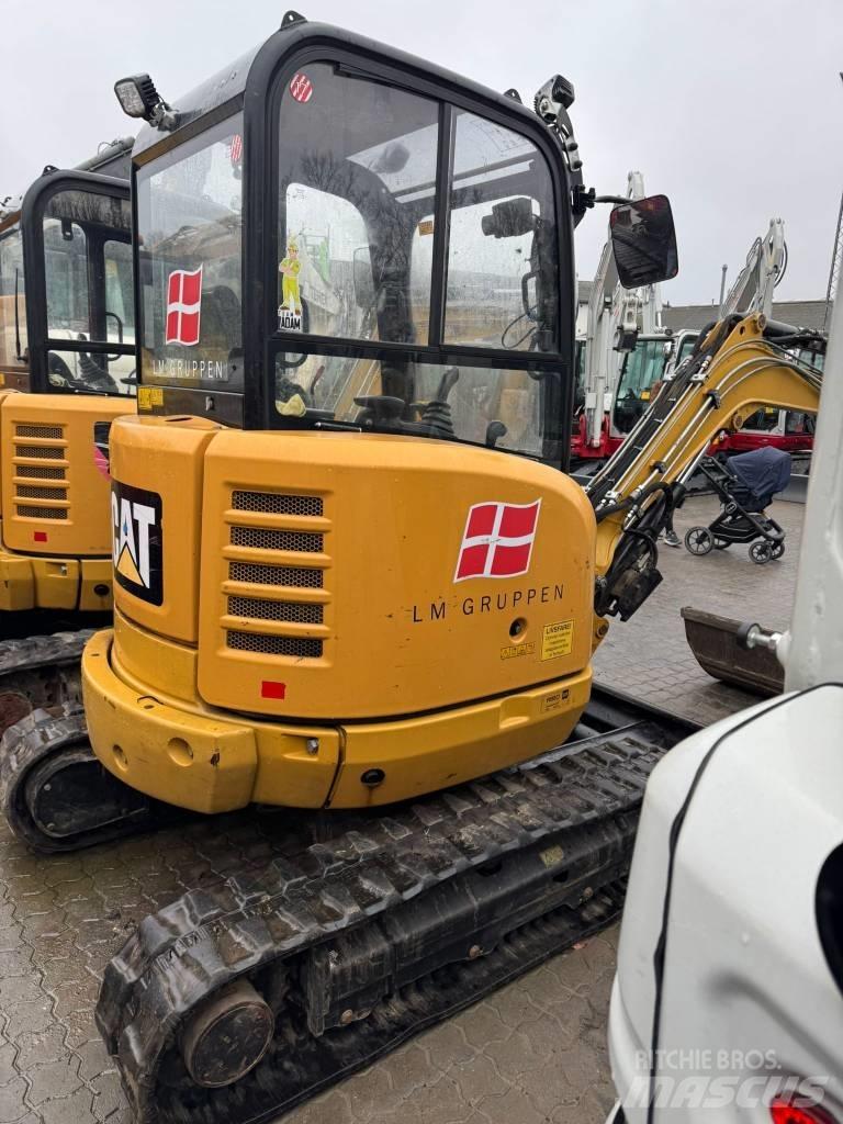 CAT 302.7 D Miniescavadeiras