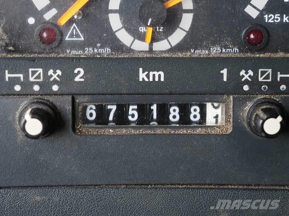 Scania 94 D 260 Camiões estrado/caixa aberta