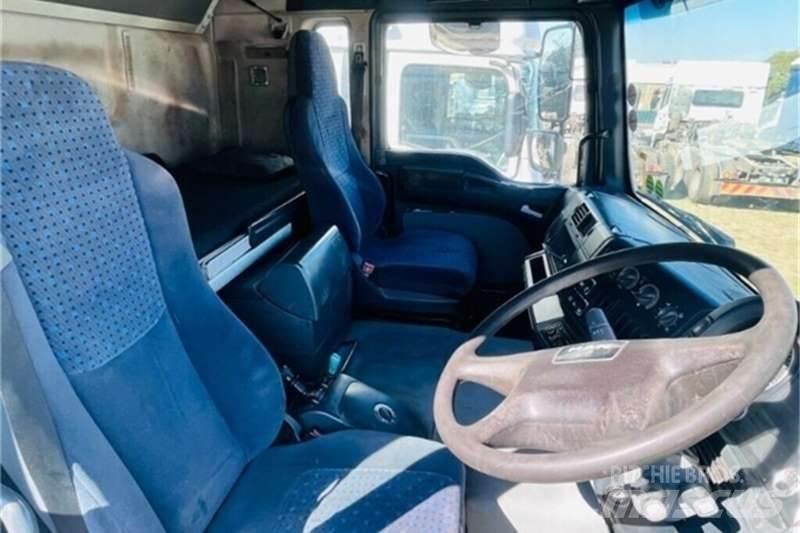UD TRUCKS QUON Outros Camiões