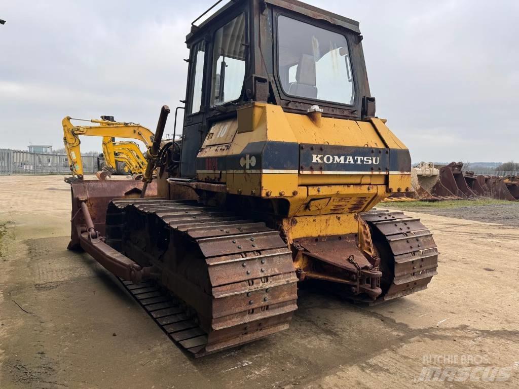 Komatsu D63E-1 Dozers - Tratores rastos
