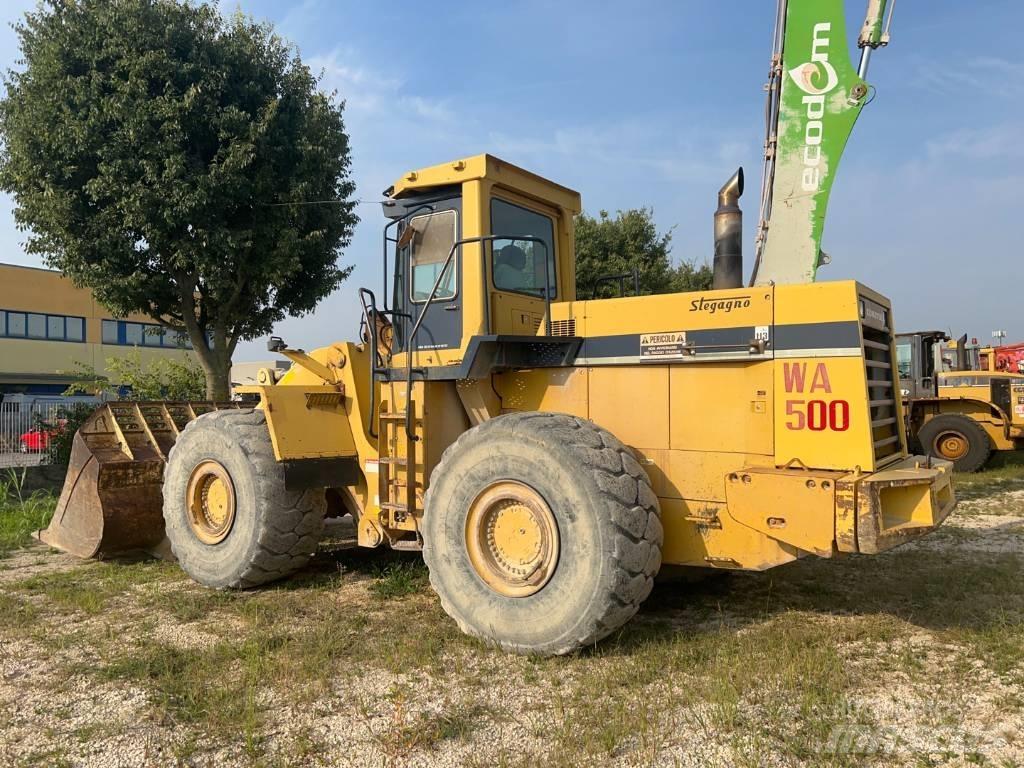 Komatsu WA 500-1 Carregadeiras de rodas