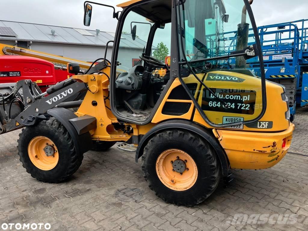 Volvo L 25 F Carregadeiras de rodas