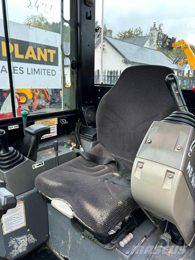 Takeuchi TB 23 R Miniescavadeiras