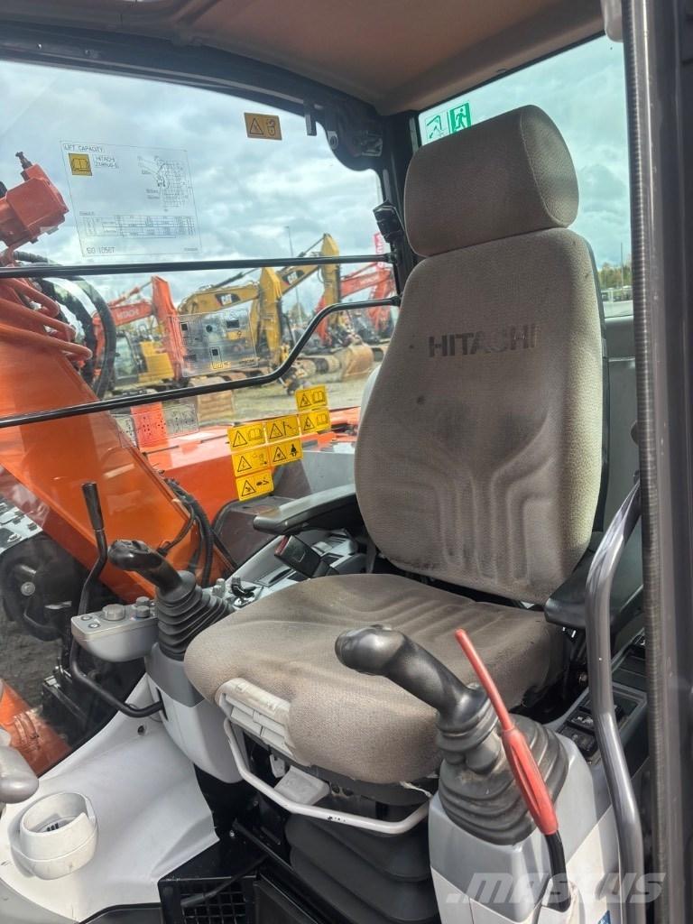 Hitachi ZX 85 US-5A Escavadoras Midi 7t - 12t