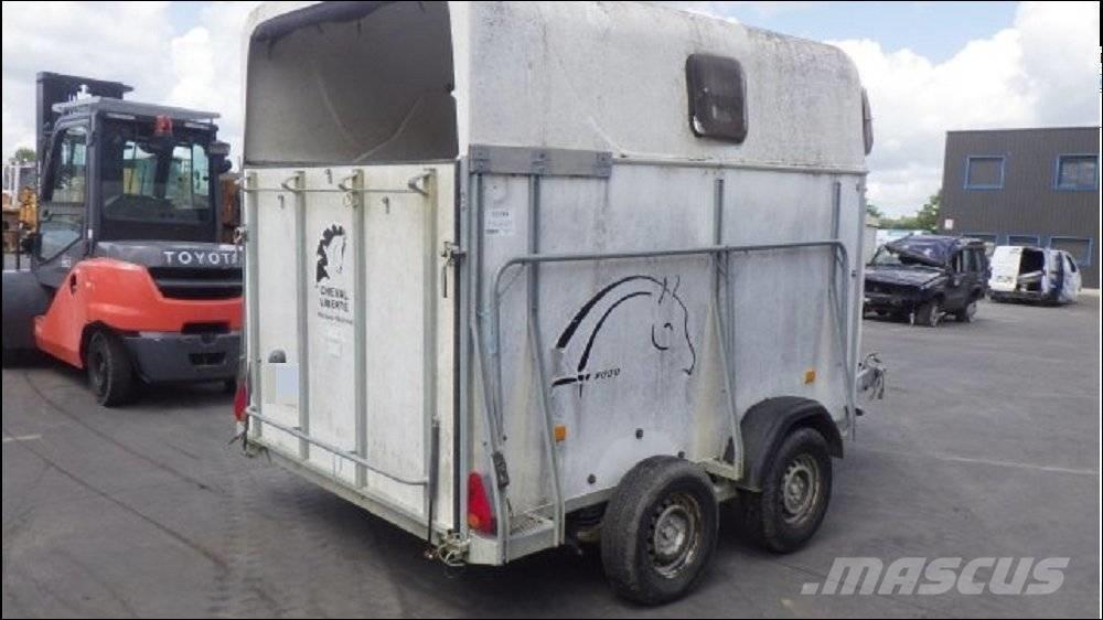 Cheval LIBER 4000 Reboques transporte animais