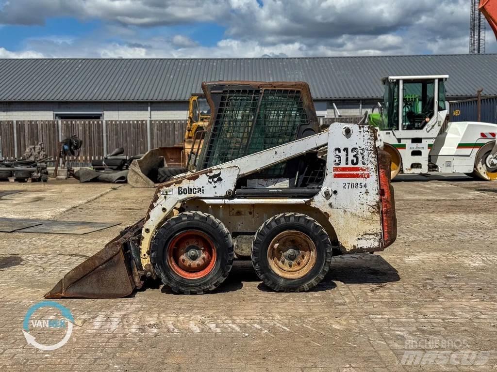 Bobcat S130 Minicarregadeiras