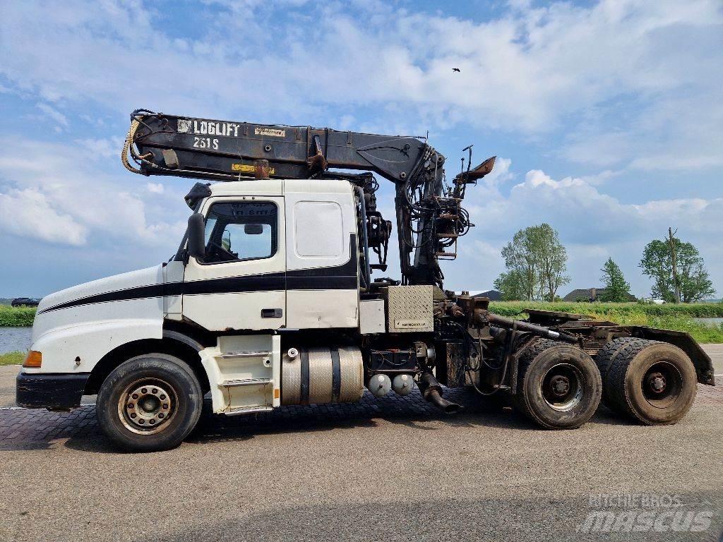 Volvo NH12.460 Cavalos Mecânicos