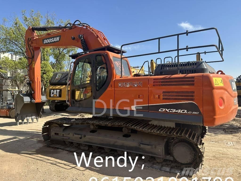Doosan DX 340 Escavadoras Midi 7t - 12t