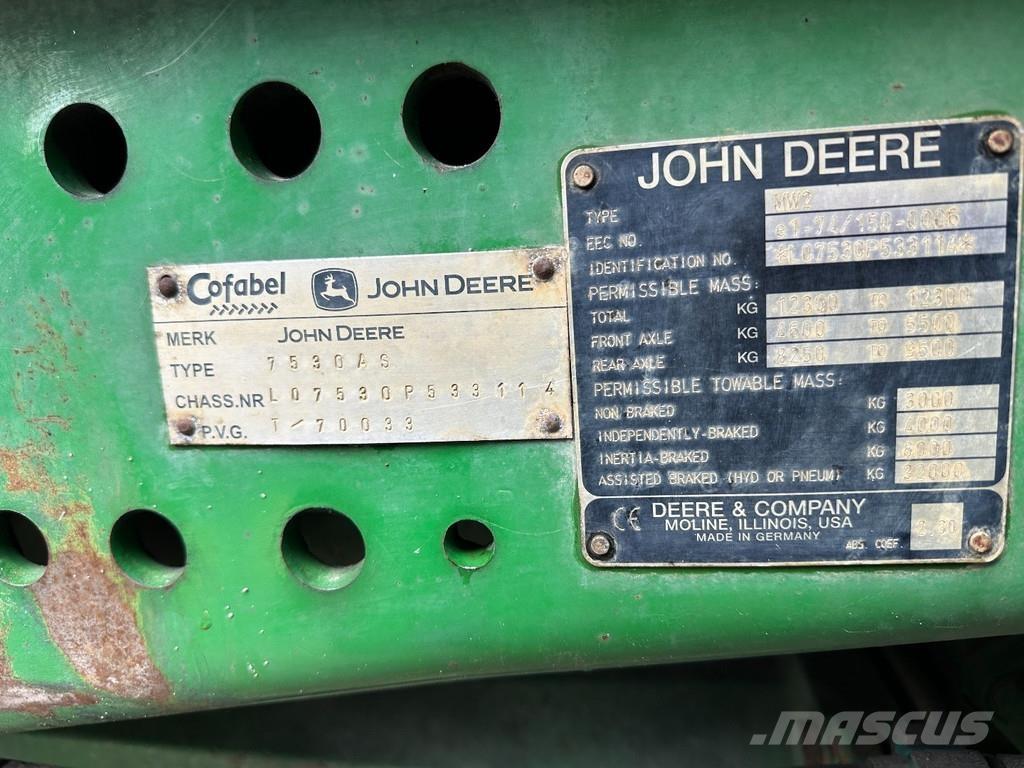 John Deere 7530 Tratores Agrícolas usados