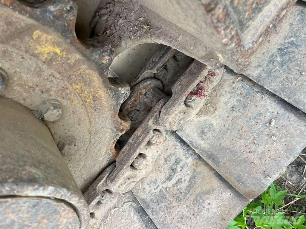 Komatsu PC70-8加长臂 Escavadeiras de esteiras