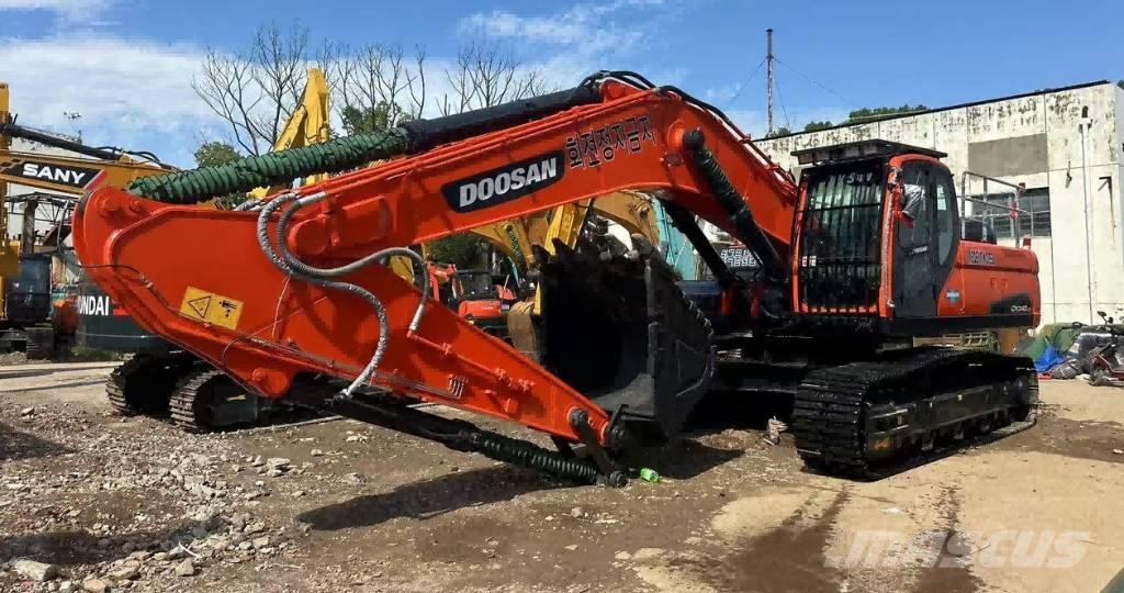 Doosan DX340 Escavadeiras de esteiras