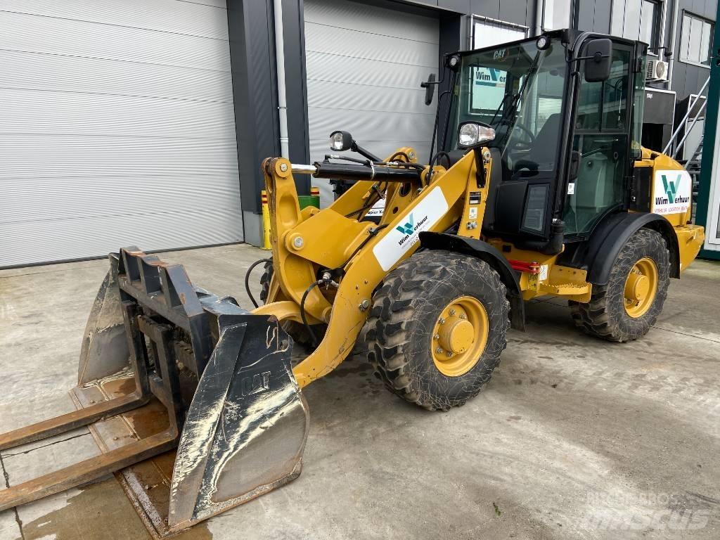 CAT 906 Carregadeiras de rodas