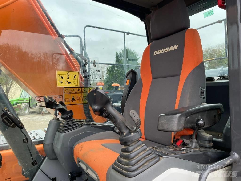 Doosan DX140LC-5 Escavadeiras de esteiras