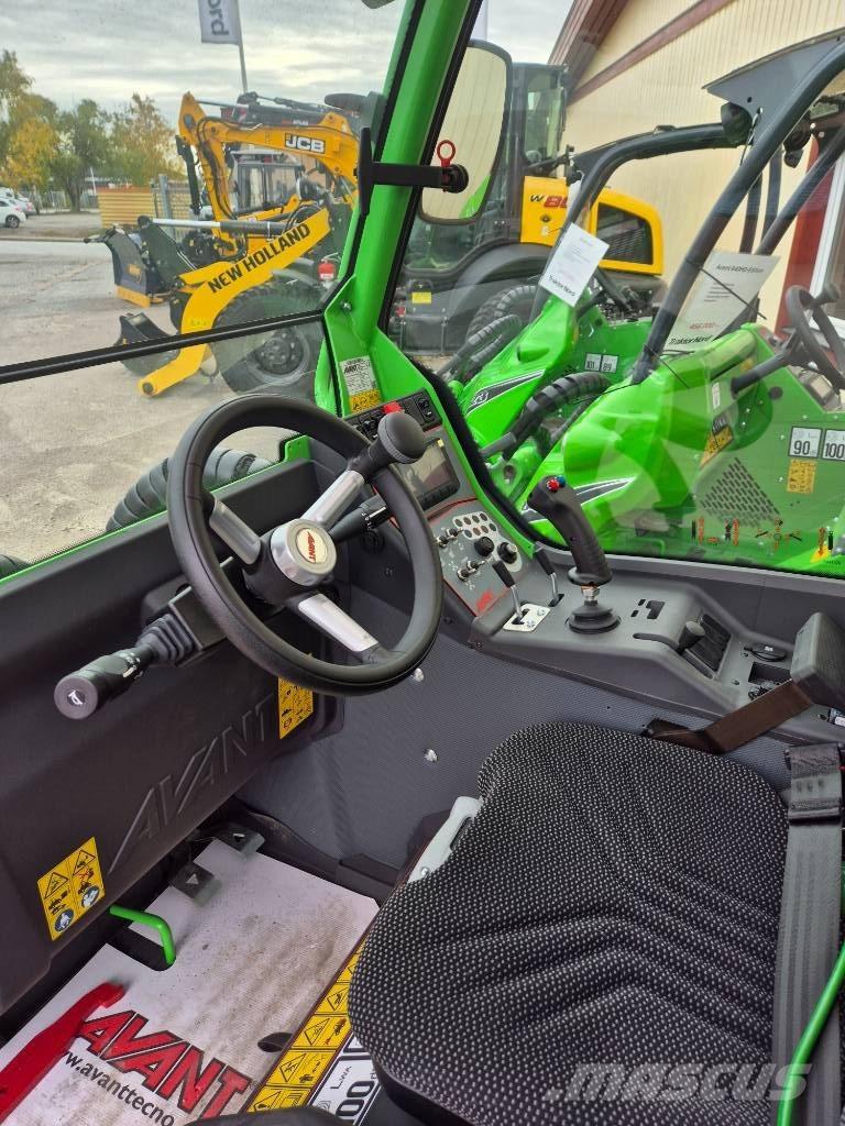 Avant 530 Carregadora multifunções