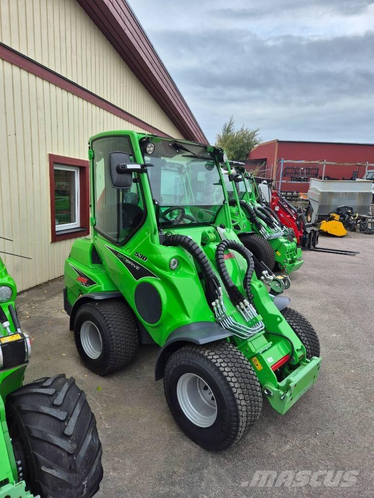 Avant 530 Carregadora multifunções