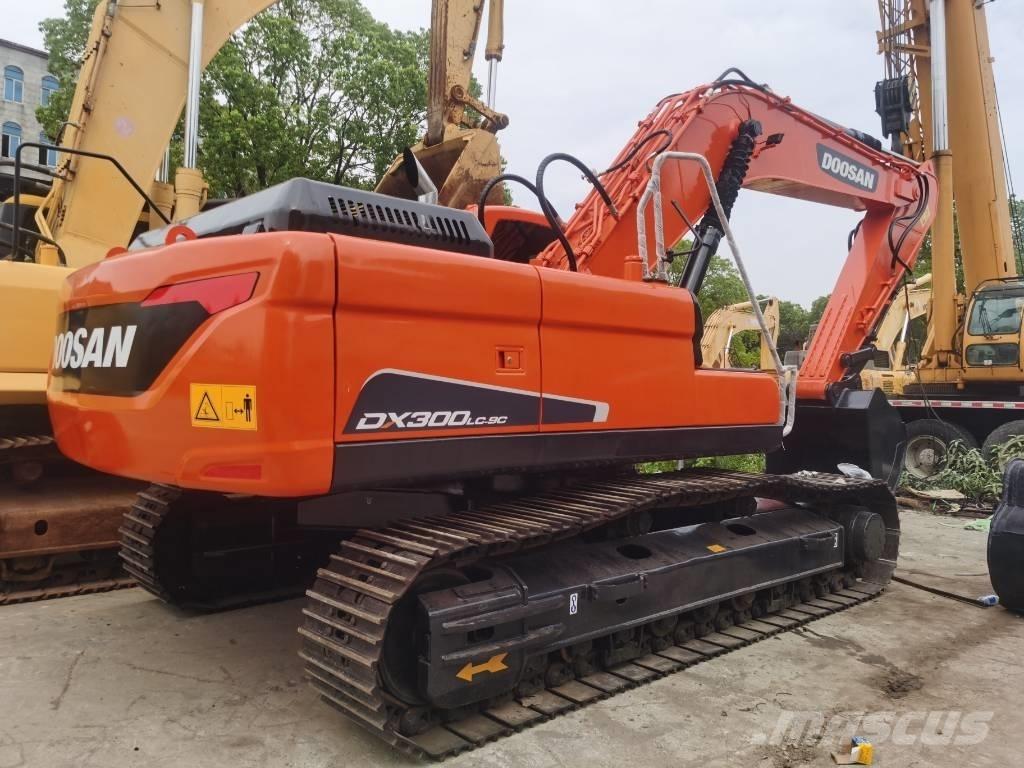 Doosan DX 300 LC Escavadeiras de esteiras