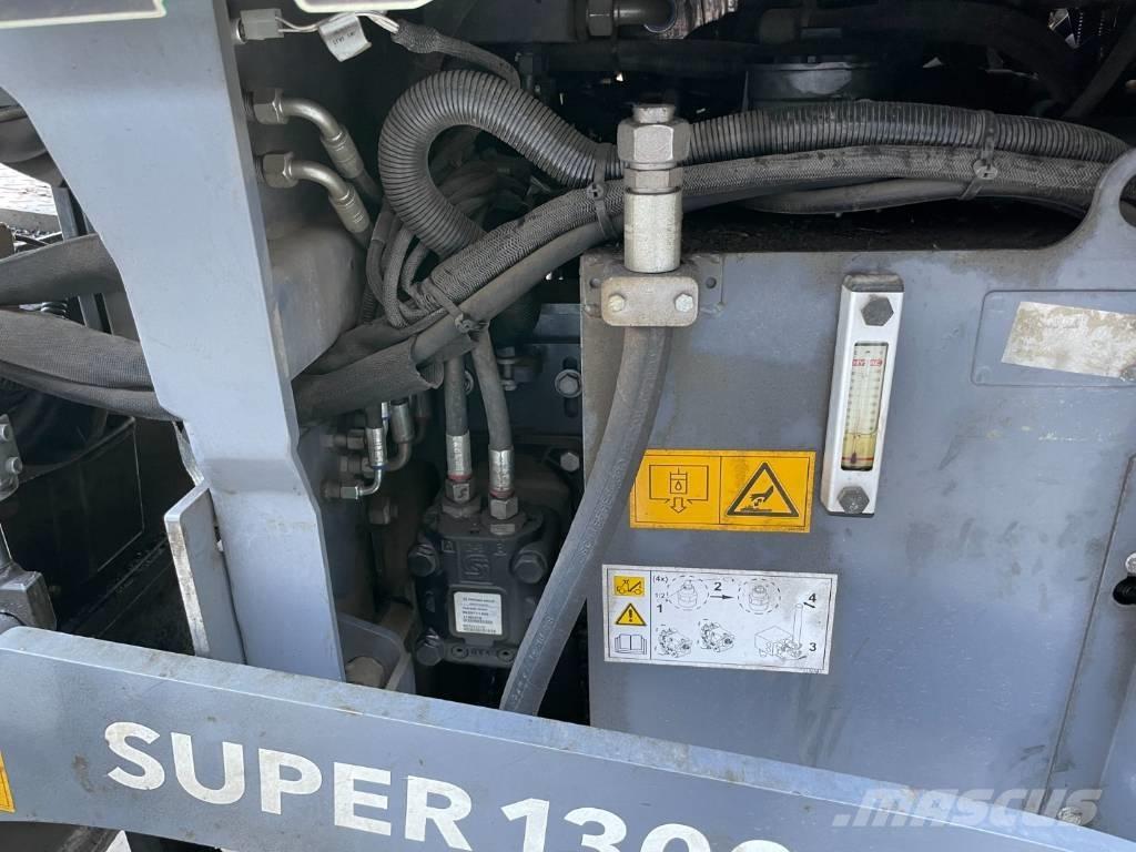 Vögele SUPER 1300-3I Espalhadoras de asfalto