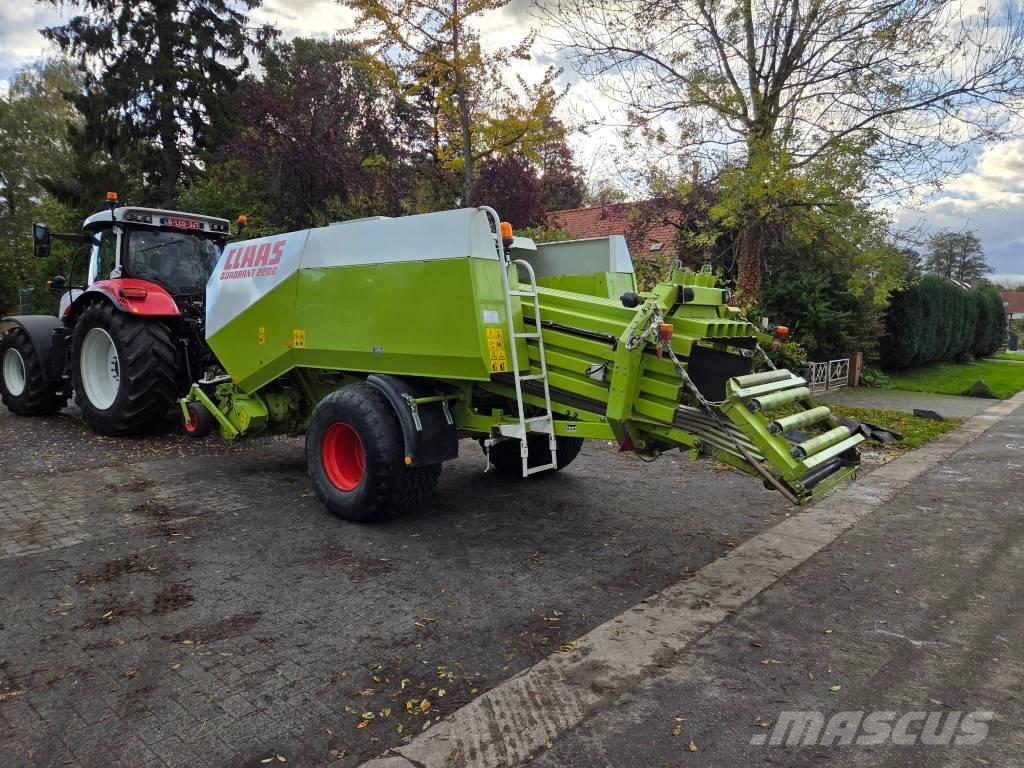 CLAAS Quandrant 2200 Enfardadeira de fardos quadrados