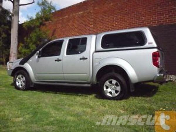 Nissan NAVARA ST-X Carrinhas de caixa fechada