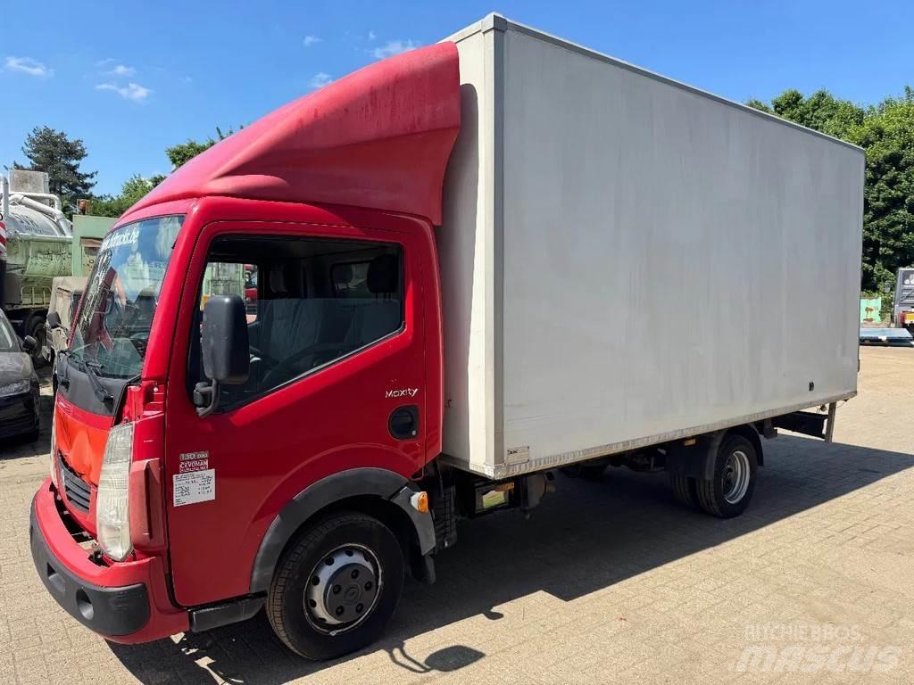 Renault Maxity 130 Outros