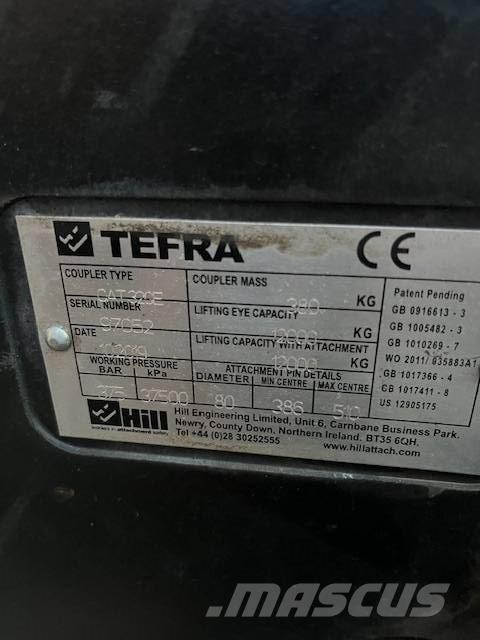  Tefra CAT 320E Uniőes rápidas