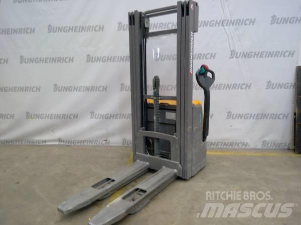 Jungheinrich EJC 112 Empilhador para operador externo