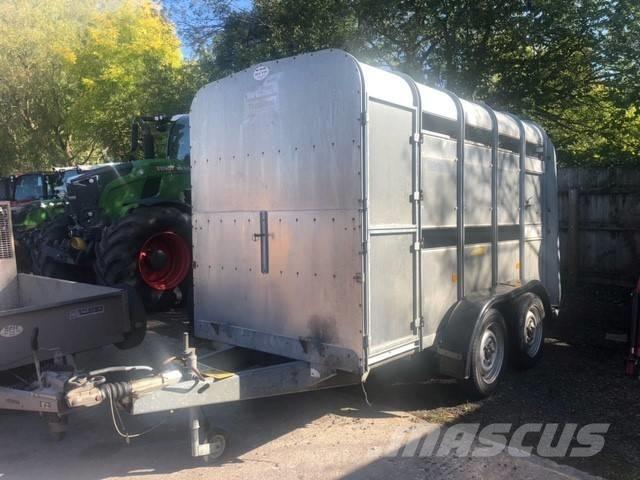 Ifor Williams TA 5 Outros reboques agricolas
