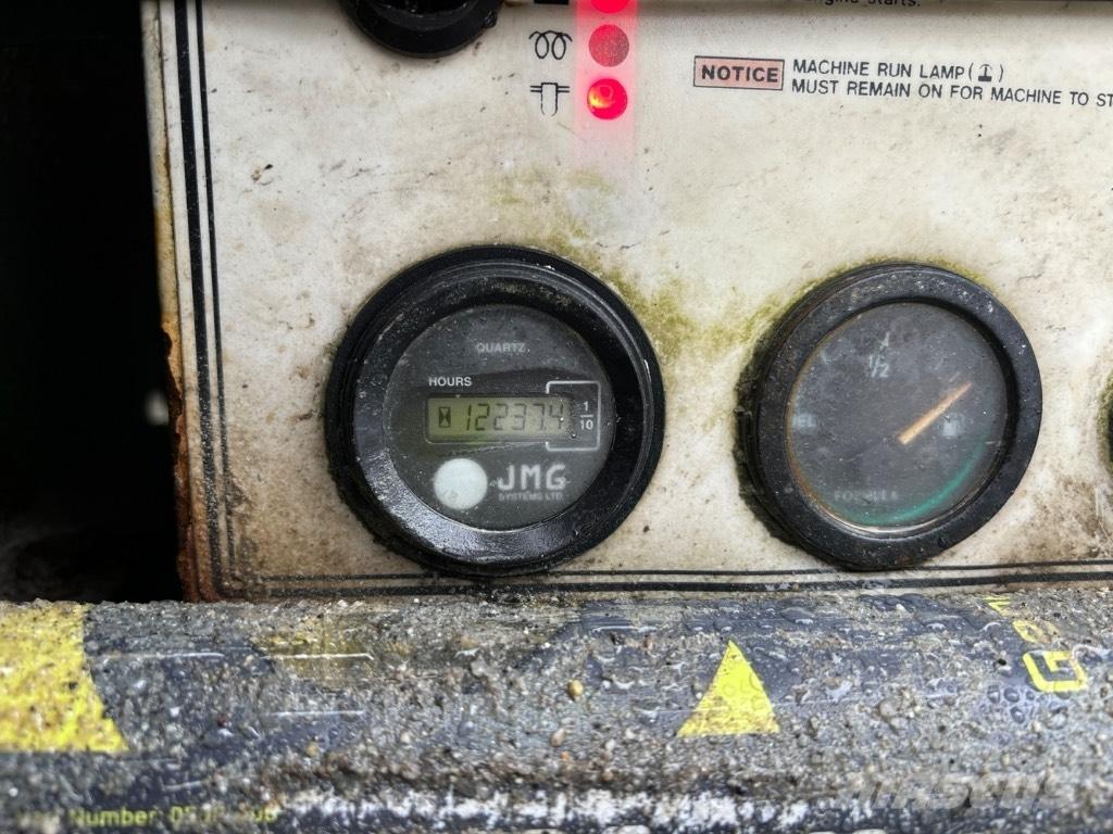 McCloskey S130 Crivos móveis