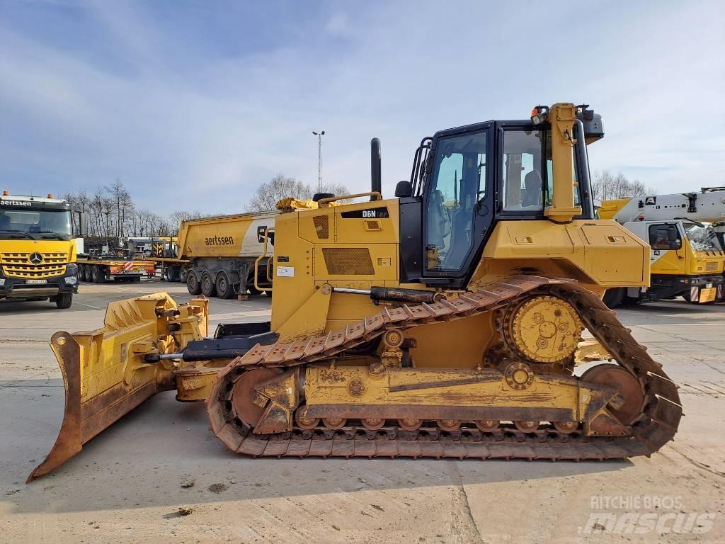 CAT D6N LGP Dozers - Tratores rastos