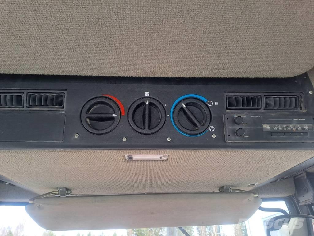 Case IH 685 XL Tratores Agrícolas usados