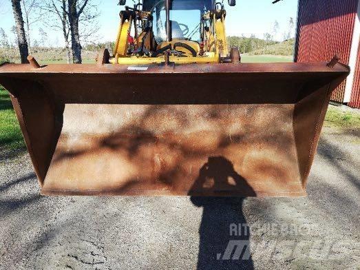 JCB 4 X Carregadeiras de rodas
