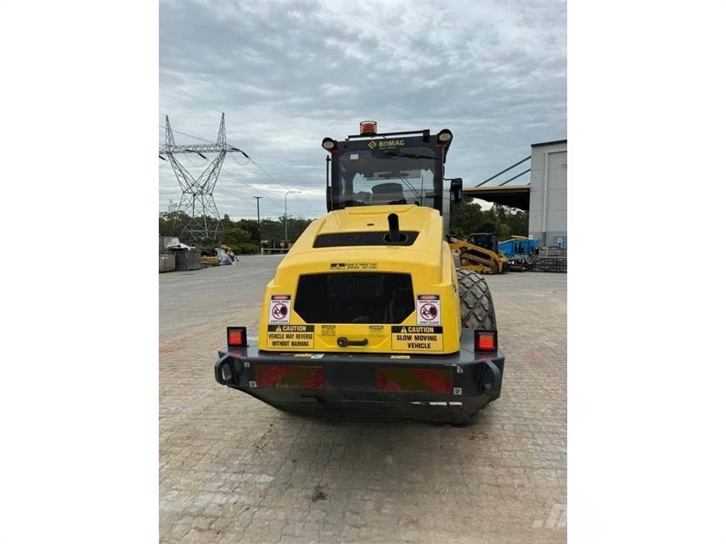 BMW 213D Cilindros Compactadores monocilíndricos