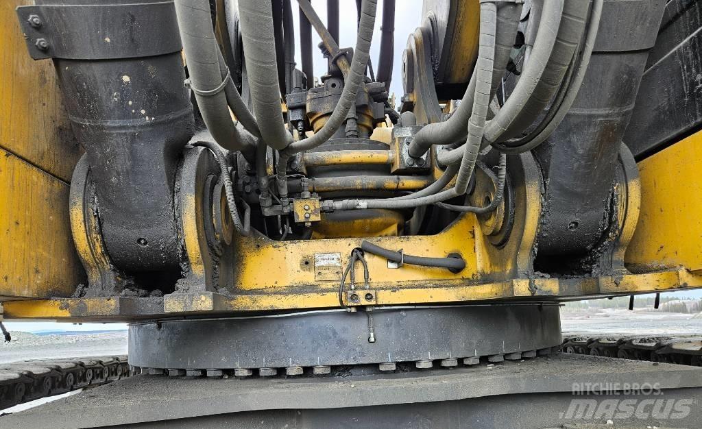 CAT 390 F Escavadeiras de esteiras