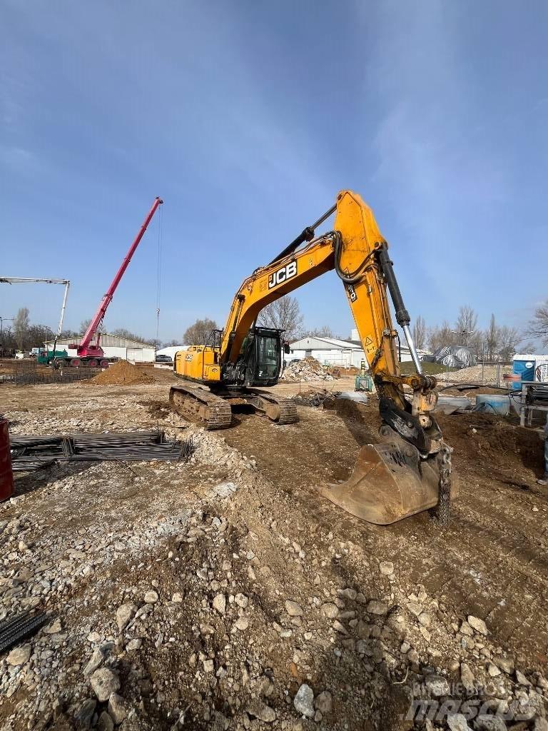 JCB JS 210 Escavadeiras de esteiras