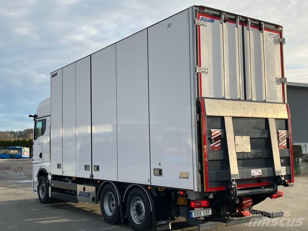 MAN TGX 26.520 Caminhões de caixa fechada