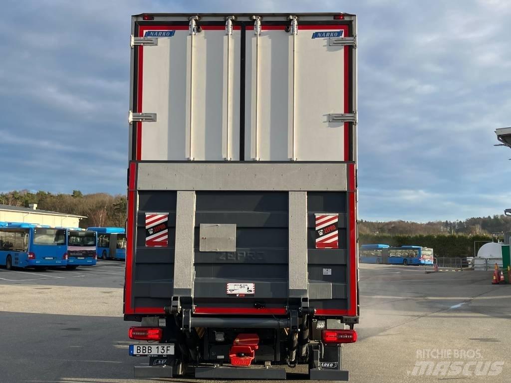 MAN TGX 26.520 Caminhões de caixa fechada