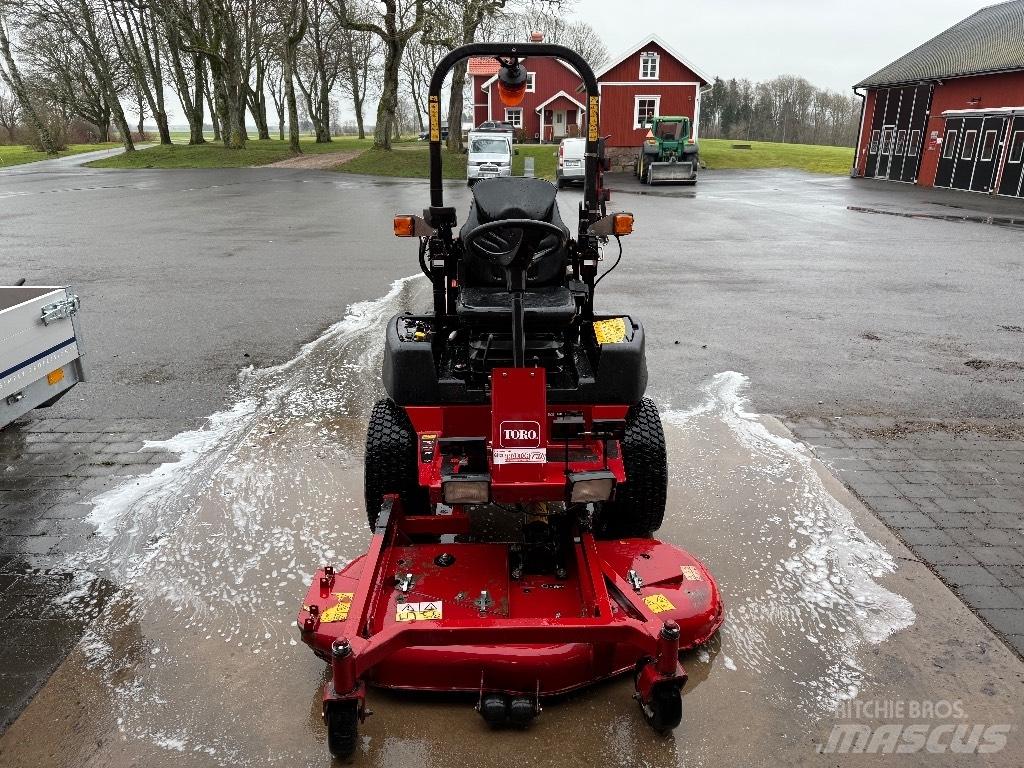 Toro 3280D Corta-Relvas Riders
