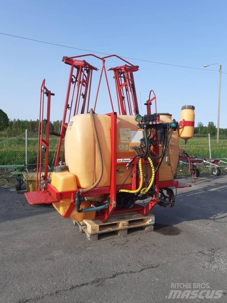 Junkkari 1300L/16M Pulverizadores montados