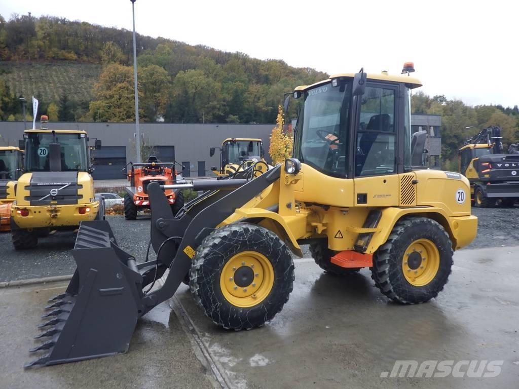 Volvo L 30 G Carregadeiras de rodas