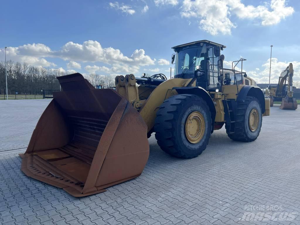 CAT 982M Carregadeiras de rodas