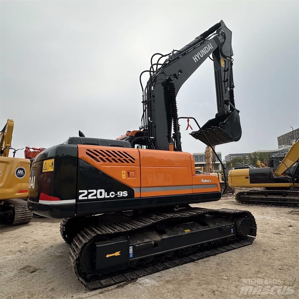 Hyundai R220LC-9S Escavadeiras de esteiras