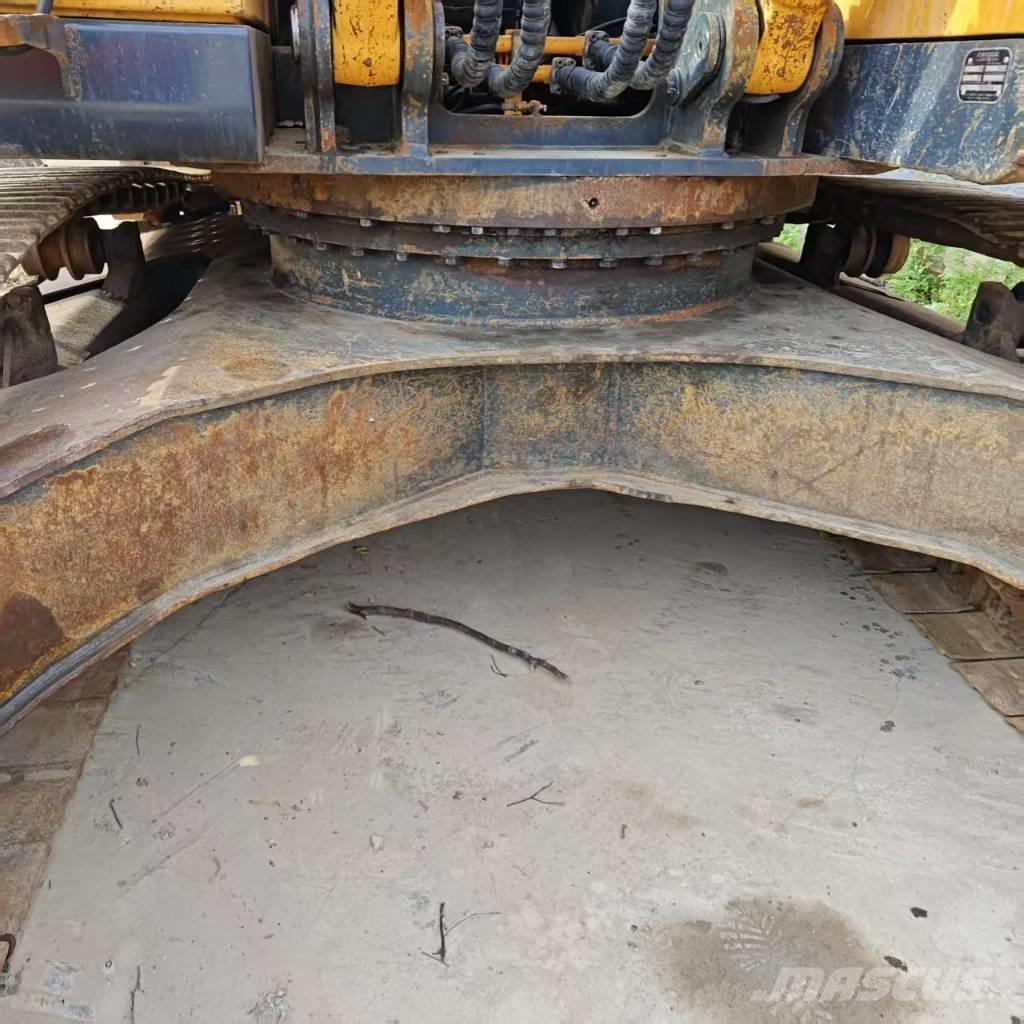 Hyundai R300LC Escavadeiras de esteiras
