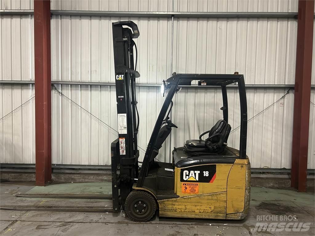 CAT EP18CPNT Empilhadores eléctricos