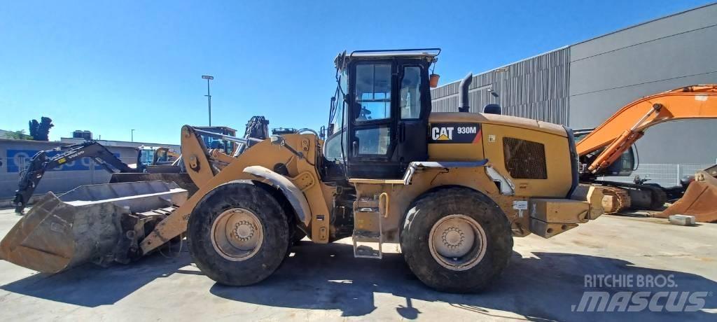 CAT 930 M Carregadeiras de rodas