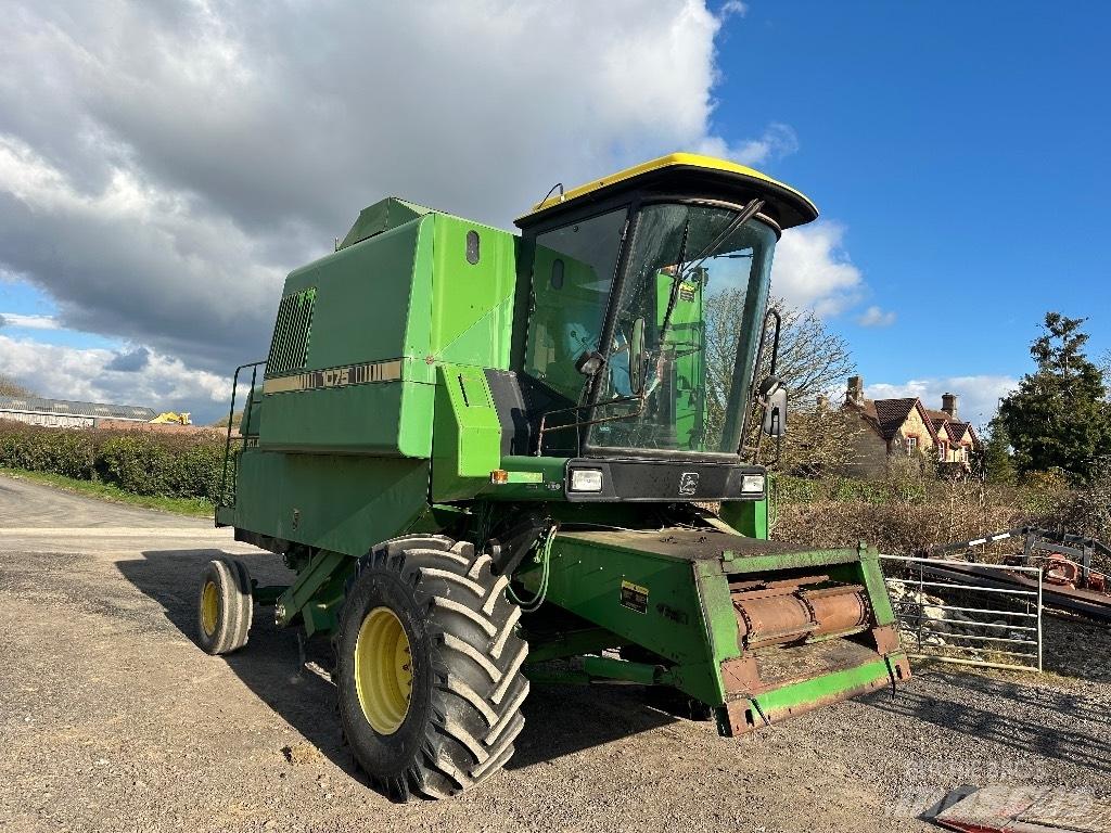John Deere 1075 Ceifeiras debulhadoras