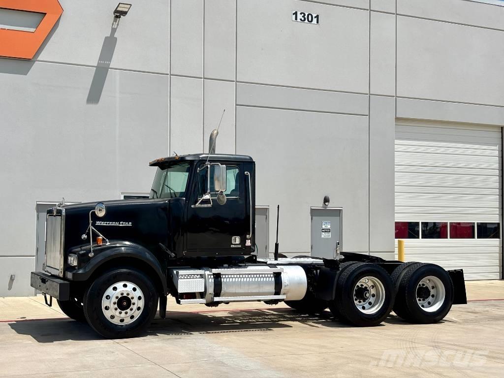Western Star 4900 Cavalos Mecânicos